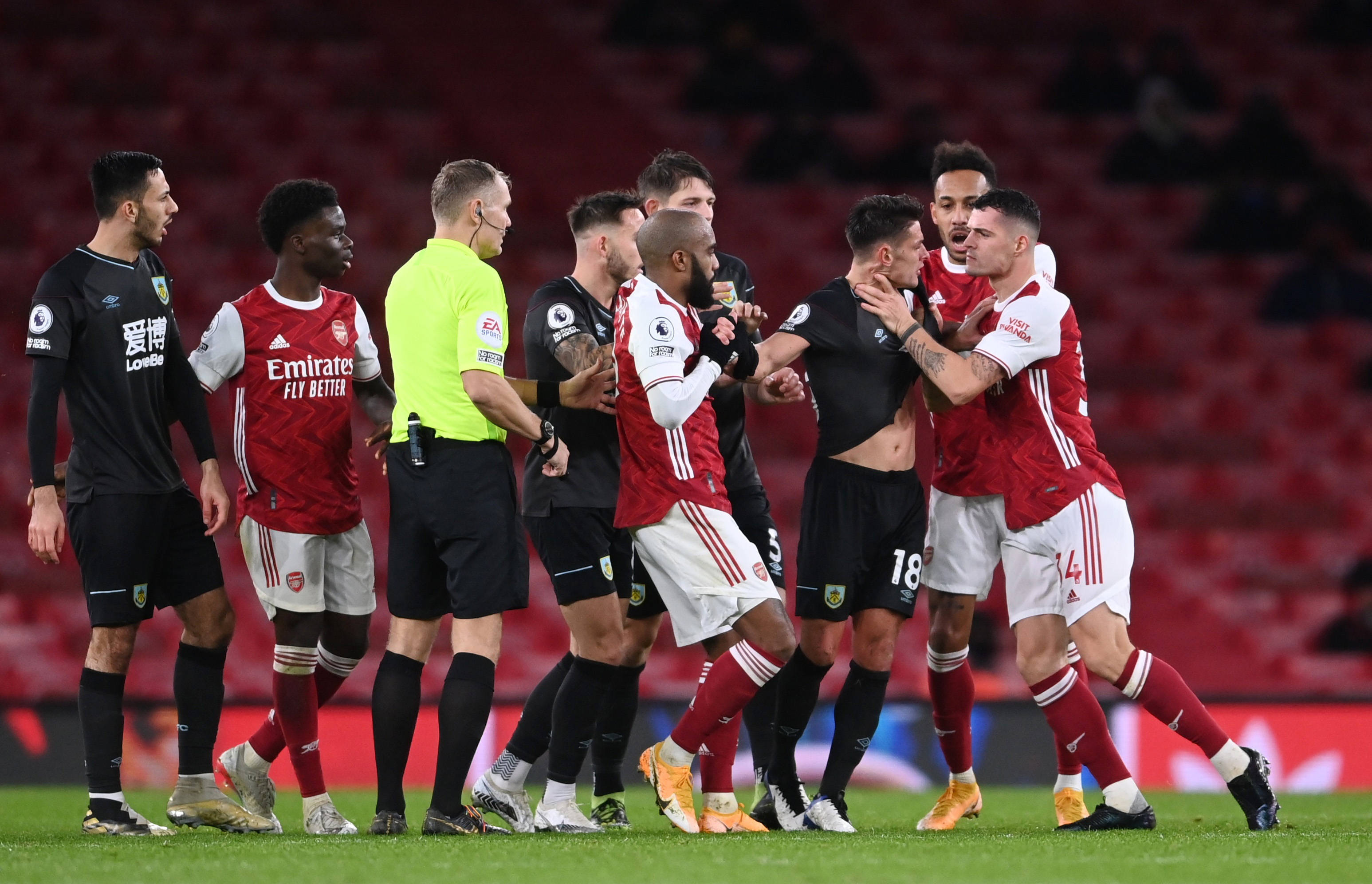 我们期待更 我们期待更